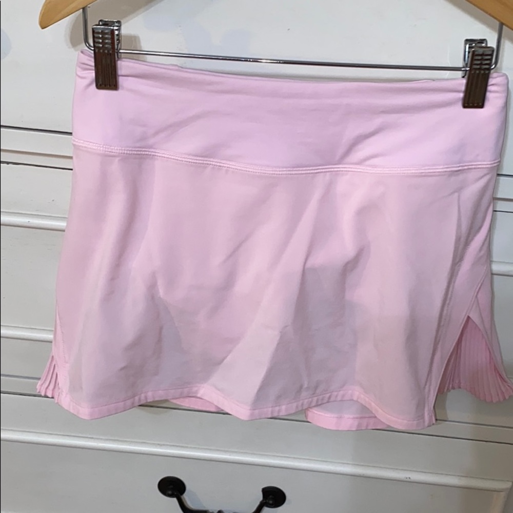 Lululemon pink tennis skirt